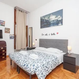  Apartment Pellegrino Piazza Navona