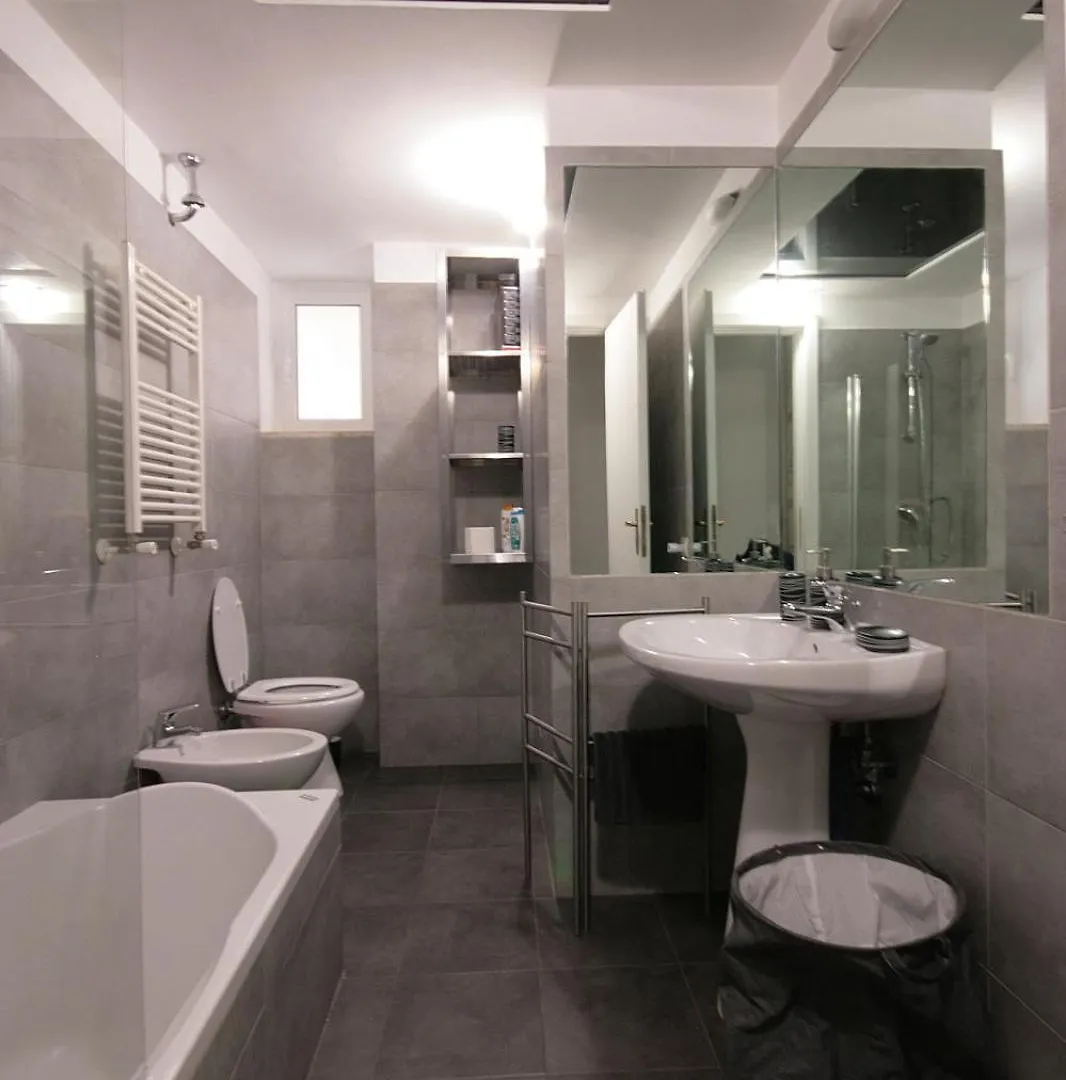 Trastevere 3 Bedrooms Rome Apartment